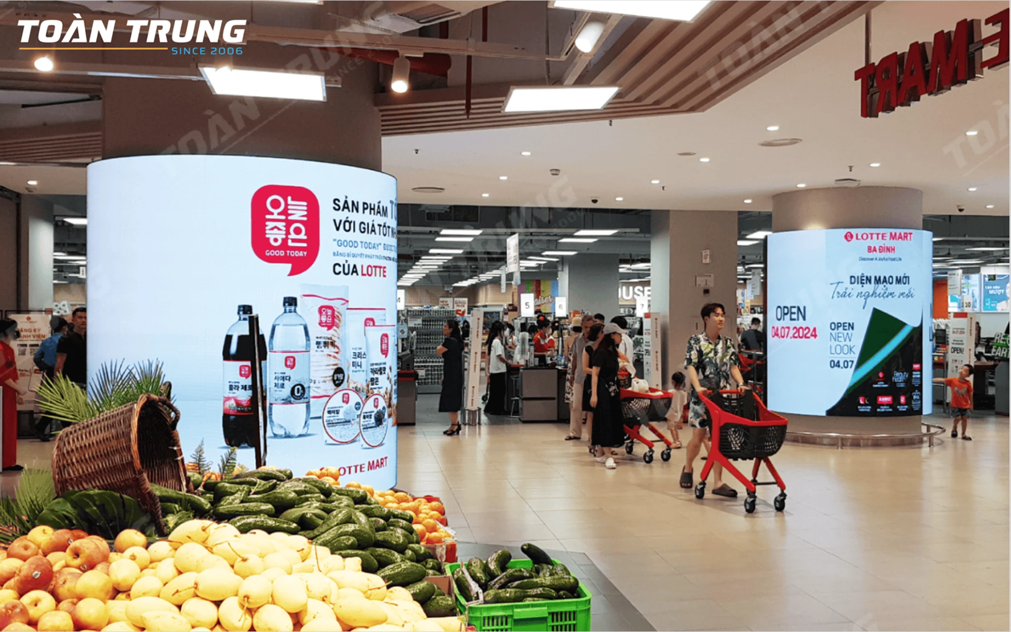 Dự án thi công màn hình LED cong tại Trường Wellspring