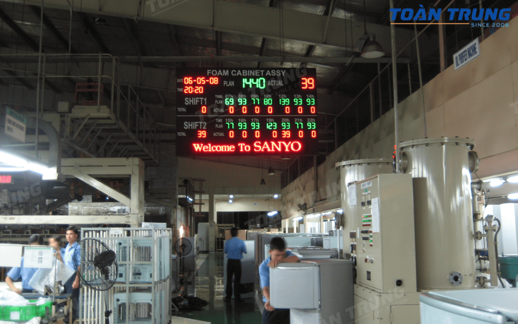 Bảng LED hiển thị năng suất – Nhà máy tủ lạnh Sanyo (Haier)