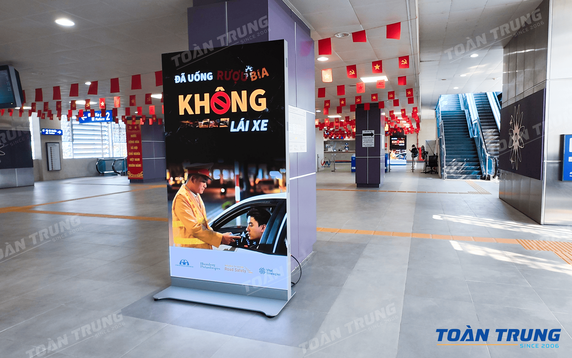 Standee LED GOB tại Metro Hanoi