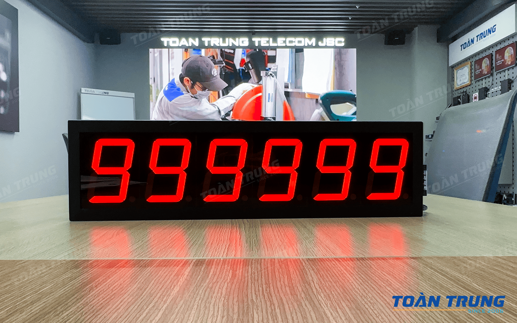 Đồng hồ LED 6 số