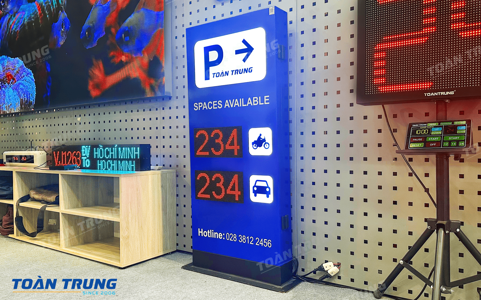 Bảng LED hiển thị chỗ trống bãi đỗ xe