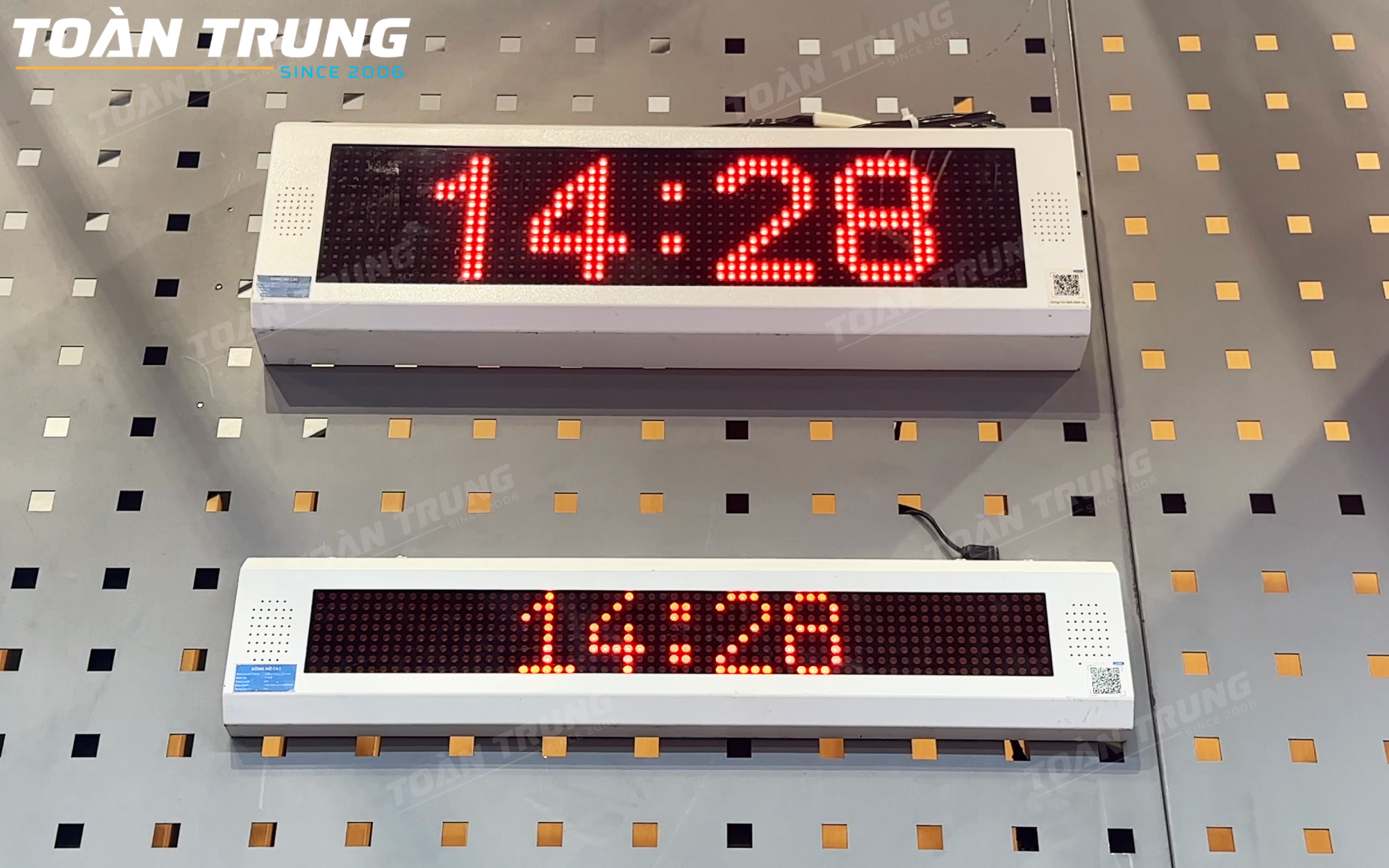Đồng hồ LED