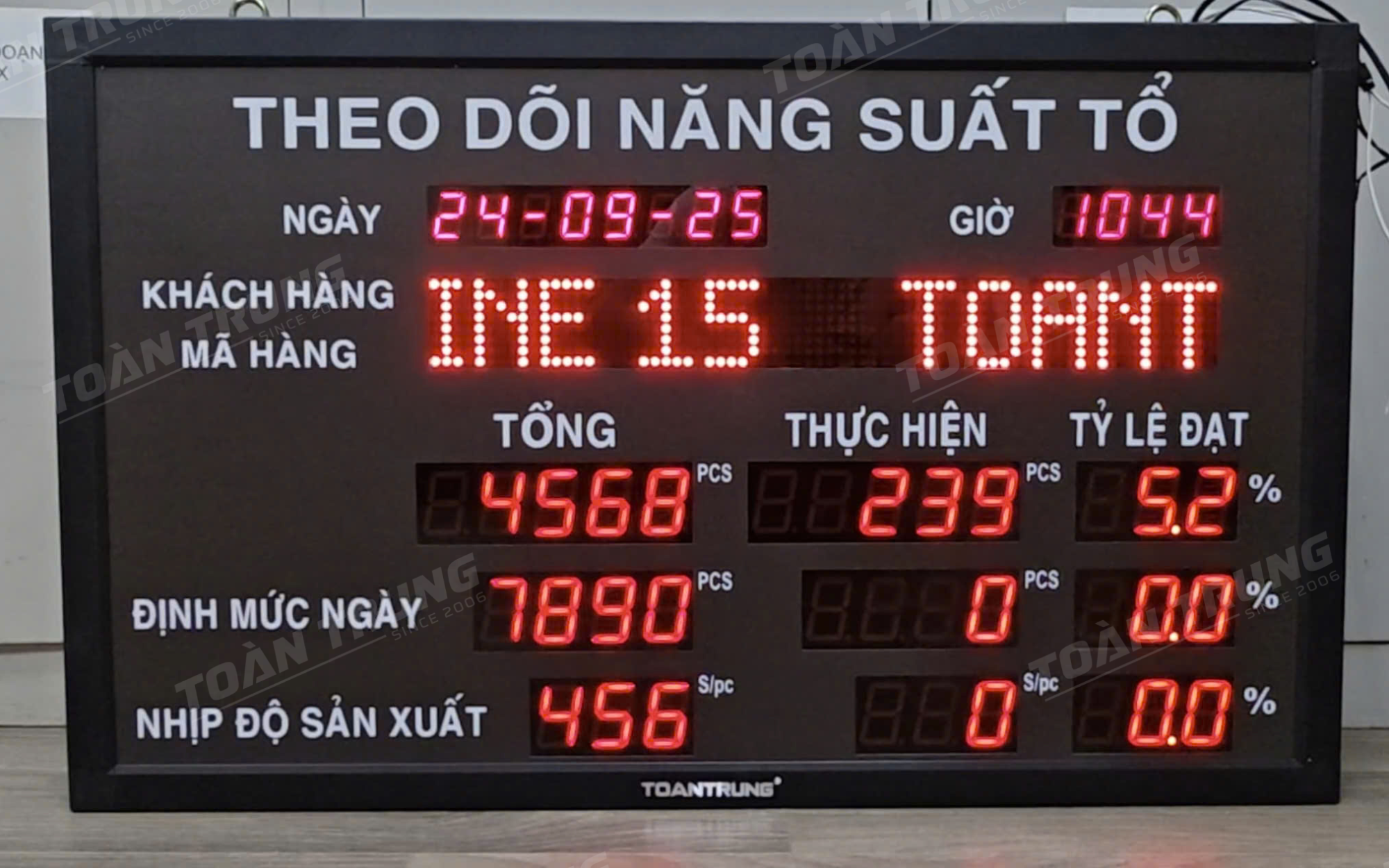 Bảng LED hiển thị năng suất chuyền may